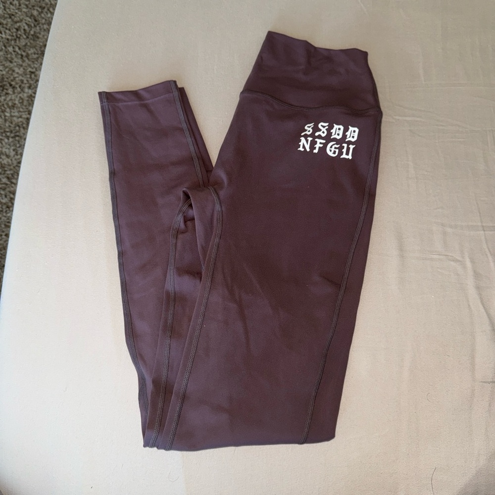 Darc Sport Purple Leggings Athletic Stretchy Material